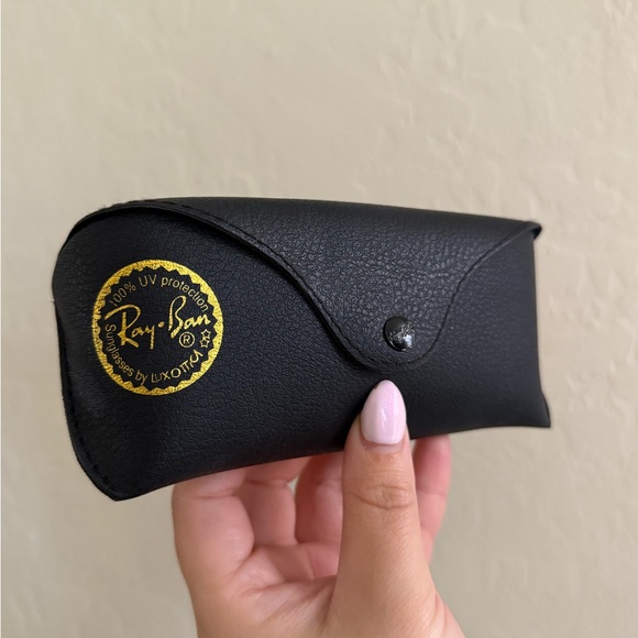 Ray-Ban Classic Black Aviator Sunglasses main image 9